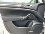 2017 Cayenne Thumbnail 11