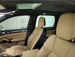 2018 Cayenne Thumbnail 19
