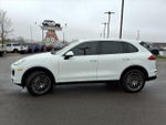 2017 Cayenne Thumbnail 6