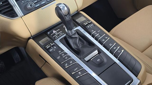 2018 Porsche Macan S