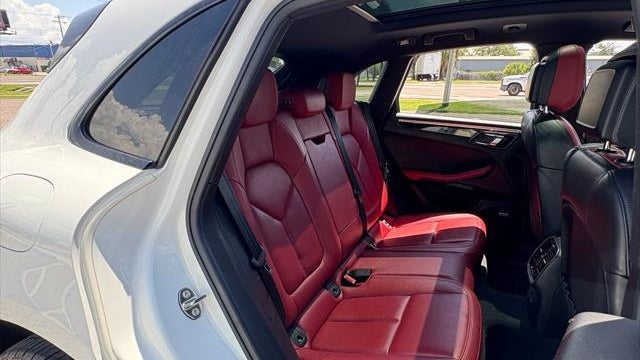 2018 Porsche Macan S