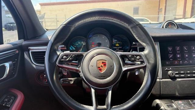 2018 Porsche Macan S