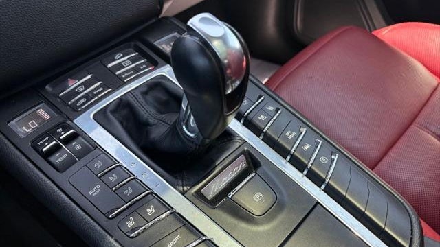 2018 Porsche Macan S