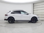 2018 Macan Thumbnail 7
