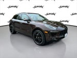 2018 Macan Thumbnail 3