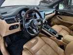 2018 Macan Thumbnail 9