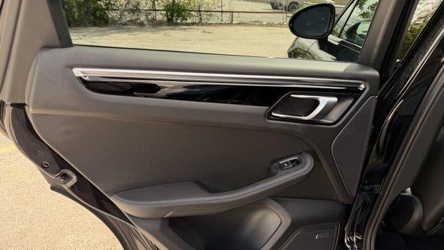 2021 Porsche Macan S