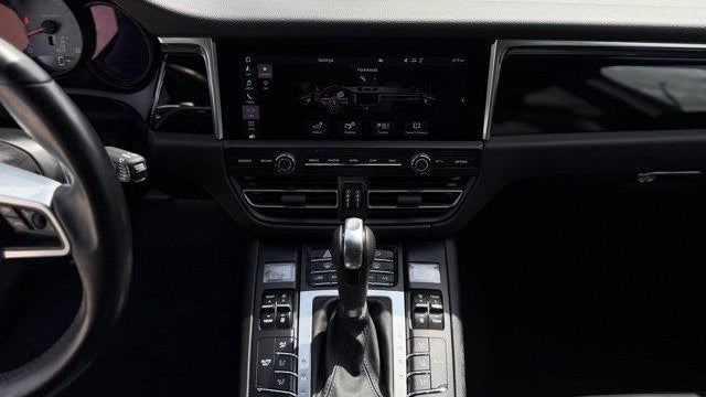 2021 Porsche Macan S