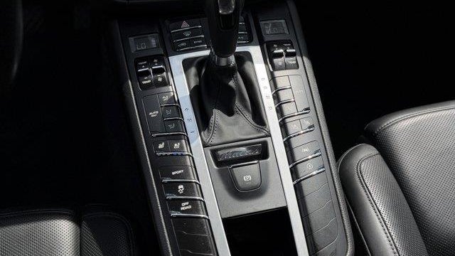2021 Porsche Macan S