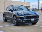 2017 Macan Thumbnail 2