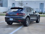 2017 Macan Thumbnail 4