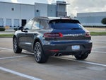 2017 Macan Thumbnail 6