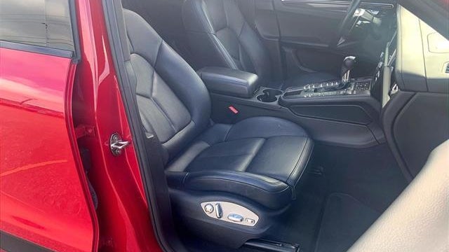 2020 Porsche Macan S