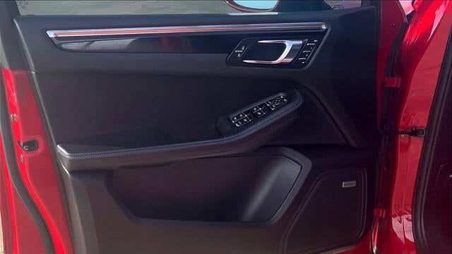 2020 Porsche Macan S