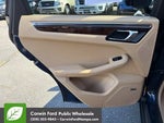 2015 Macan Thumbnail 29