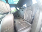 2016 Macan Thumbnail 15
