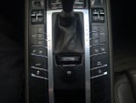 2016 Macan Thumbnail 31