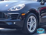 2017 Macan Thumbnail 2