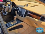 2017 Macan Thumbnail 9