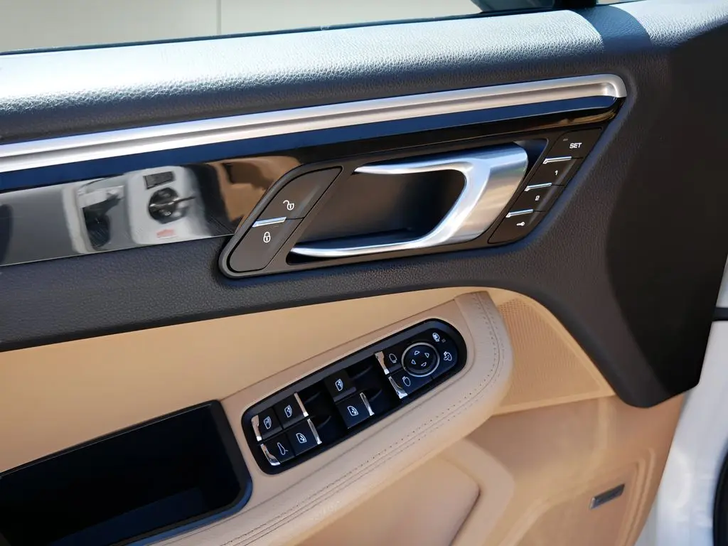 2018 Porsche Macan - $18,345