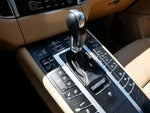 2018 Macan Thumbnail 25