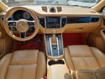 2016 Macan Thumbnail 10