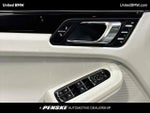 2015 Macan Thumbnail 10