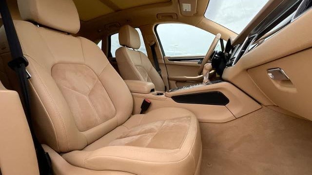 2015 Porsche Macan S