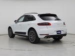 2017 Macan Thumbnail 2