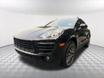 2017 Macan Thumbnail 1