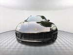 2017 Macan Thumbnail 2