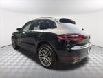 2017 Macan Thumbnail 7