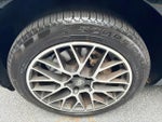 2017 Macan Thumbnail 11