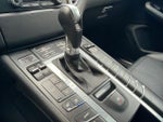 2017 Macan Thumbnail 32