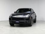 2017 Macan Thumbnail 4