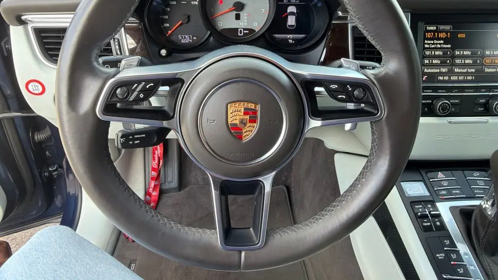 2015 Porsche Macan S