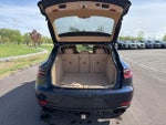 2017 Macan Thumbnail 9