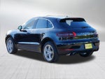 2017 Macan Thumbnail 5