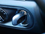 2017 Macan Thumbnail 29