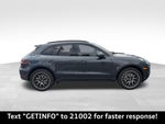2017 Macan Thumbnail 6