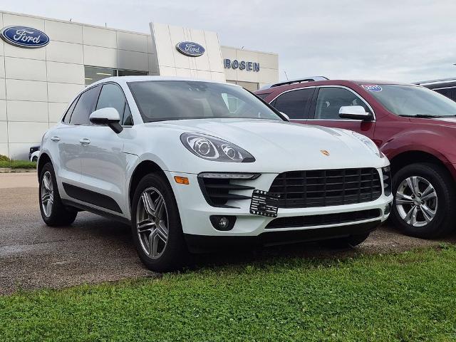 2017 Porsche Macan