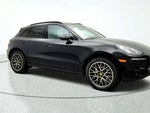 2018 Macan Thumbnail 3