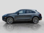 2018 Macan Thumbnail 3