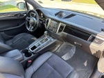 2015 Macan Thumbnail 13
