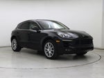 2015 Macan Thumbnail 1