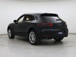2015 Macan Thumbnail 2