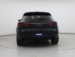 2015 Macan Thumbnail 6