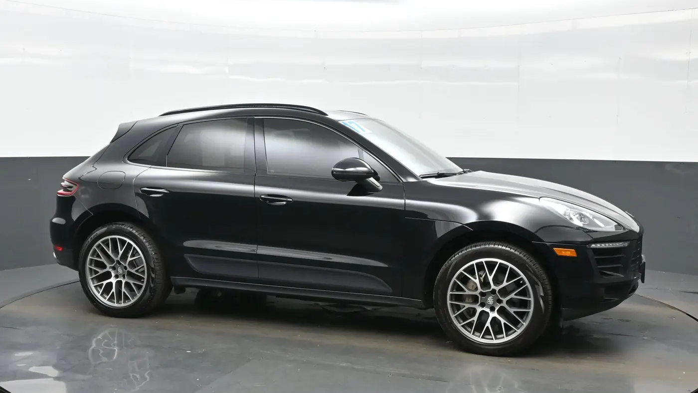 2017 Porsche Macan S