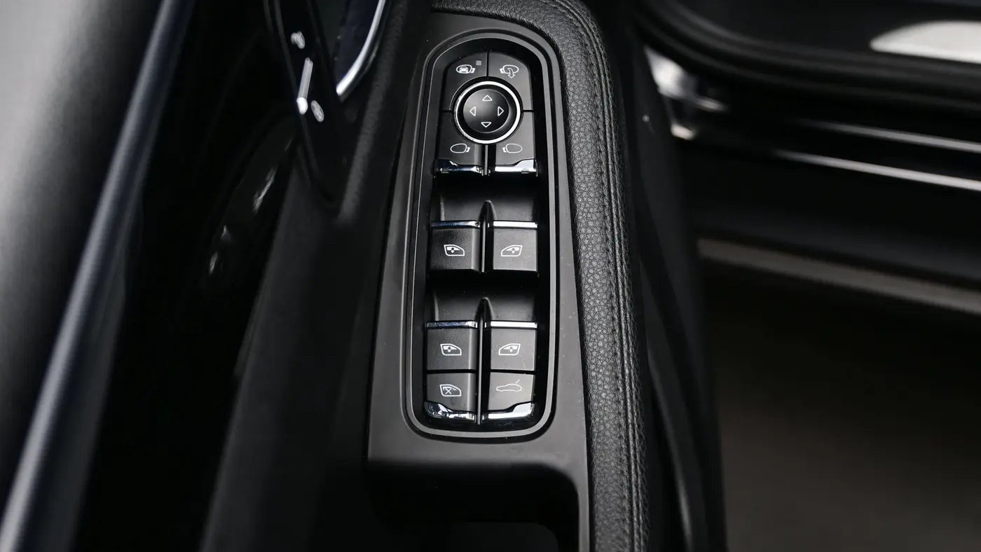 2017 Porsche Macan S