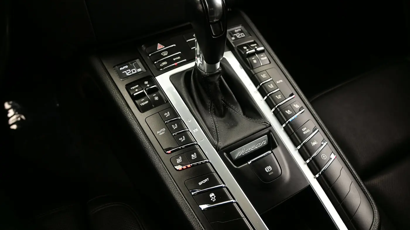 2017 Porsche Macan S